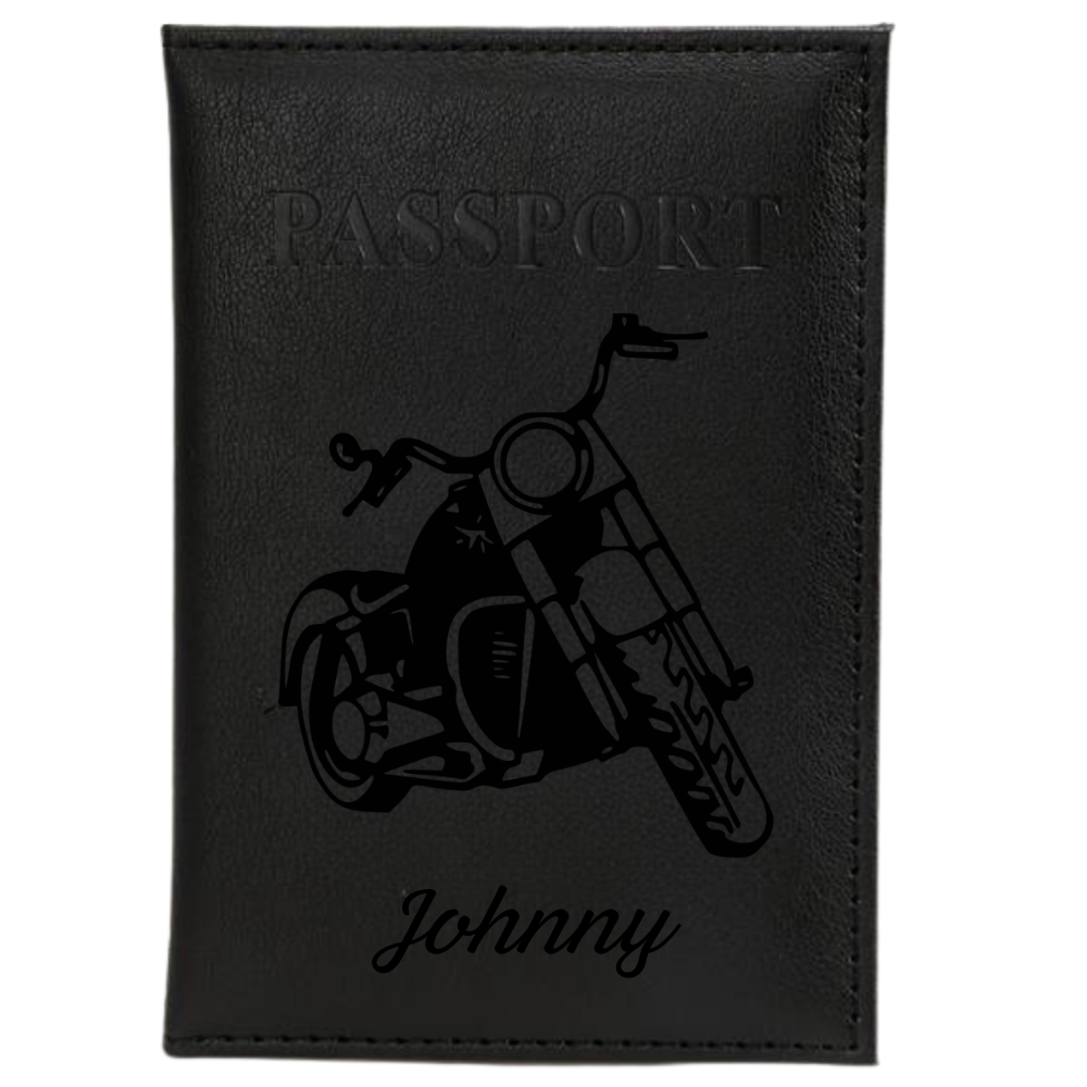 Funda para Pasaporte Personalizada Negra grabada en nuestro taller 